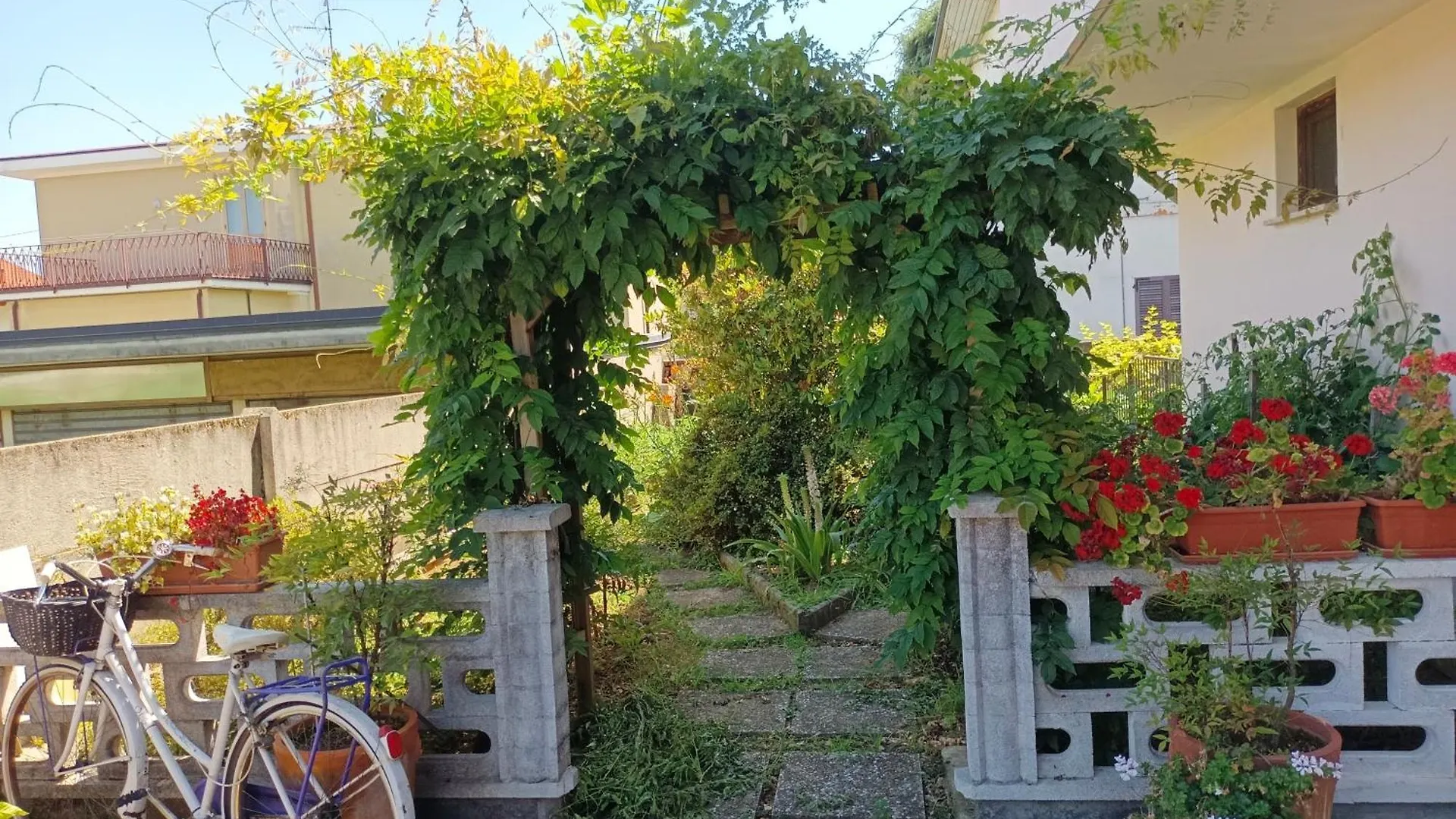 B&B Villa Bucceri Cardano Al Campo 3*,  Italy